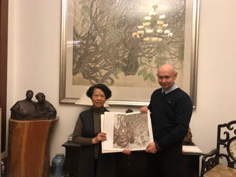 莫斯科现代书法馆馆长与中国著名艺术家方楚雄会晤