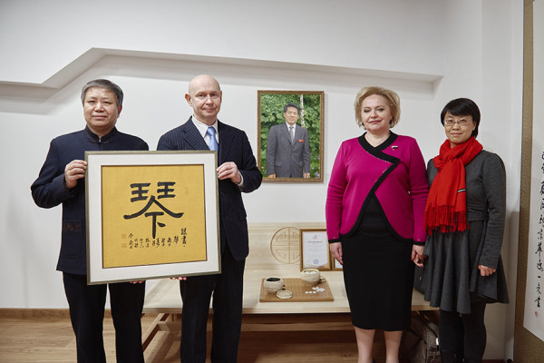 俄罗斯古斯里琴与中国古琴博物馆在索科利尼基博物馆与教育综合体开馆