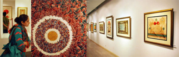 Выставка каллиграфических фрагментов Корана в Галерее искусств Эяза