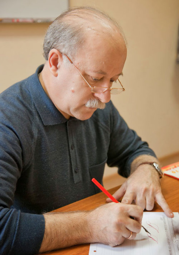 Yaroslavl Regional Library to Show Author’s Calligraphy  