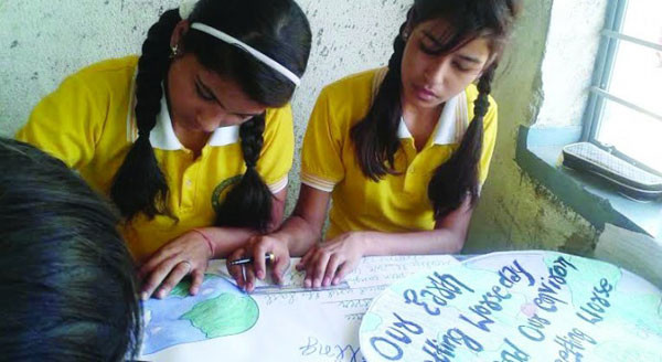 Students display their calligraphy talent