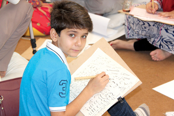 Exploring visual arts: Calligraphy enthusiasts hone skills at PNCA workshop