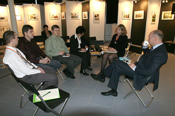  Встреча команды Международной выставки каллиграфии
