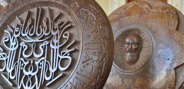 Удивительная каллиграфия по дереву в исполнении азербайджанского мастера