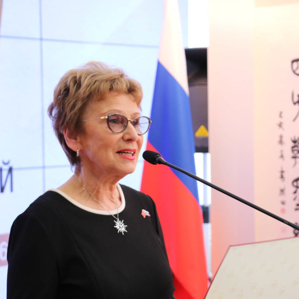  《伟大的中俄书法展》在俄罗斯联邦国家杜马开幕 