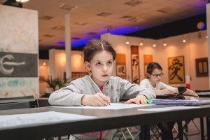 Заключительные занятия детской группы в Национальной школе искусства красивого письма Заключительные занятия детской группы в Национальной школе искусства красивого письма