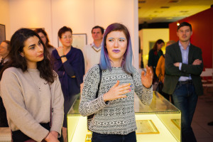 Перо, скрипка и рояль: открылась выставка «Каллиграфия о Москве» Перо, скрипка и рояль: открылась выставка «Каллиграфия о Москве»