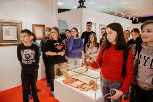 A sightseeing tour was held at the World Calligraphy Museum with a master class for children of the “Lichnost” private school