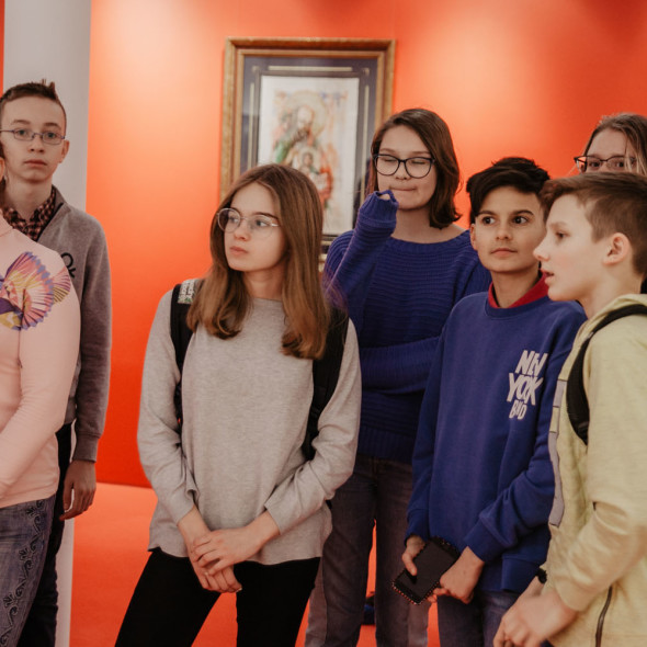 A sightseeing tour was held at the World Calligraphy Museum with a master class for children of the “Lichnost” private school