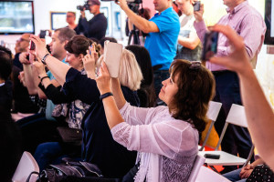 Performance of Chinese "Shandong ensemble of Lu theater" at the Contemporary Museum of Calligraphy Performance of Chinese "Shandong ensemble of Lu theater" at the Contemporary Museum of Calligraphy