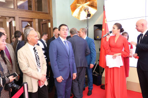 Открытие выставки «Великой русской и китайской каллиграфии» Открытие выставки «Великой русской и китайской каллиграфии»