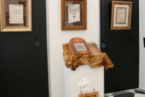 Выставка каллиграфии на дне рождения международного жилого комплекса «Росинка» Выставка каллиграфии на дне рождения международного жилого комплекса «Росинка»