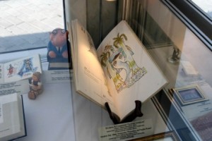 Презентация Международной выставки каллиграфии в рамках детского фестиваля «Сад чудес» в парке «Коломенское» Презентация Международной выставки каллиграфии в рамках детского фестиваля «Сад чудес» в парке «Коломенское»