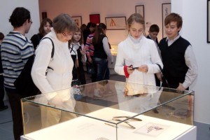 The official opening of the National School of Calligraphy. The official opening of the National School of Calligraphy.