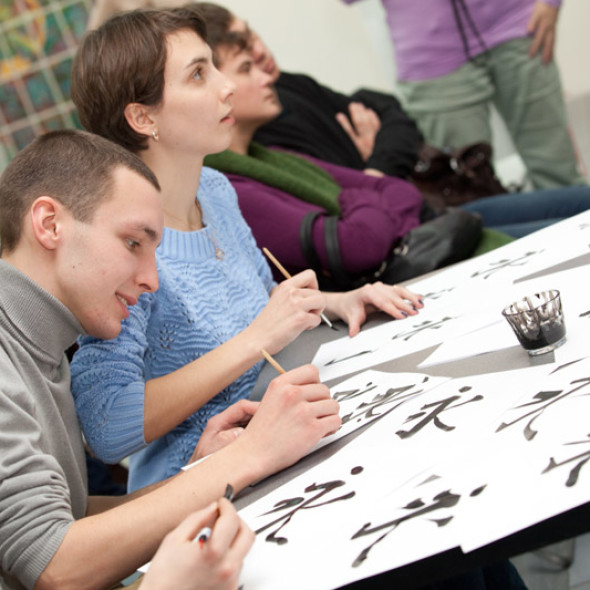 Workshop class by calligrapher Yekaterina Nazarova