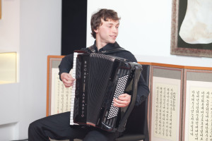 Открытие выставки Ким Чон Чхиля Открытие выставки Ким Чон Чхиля