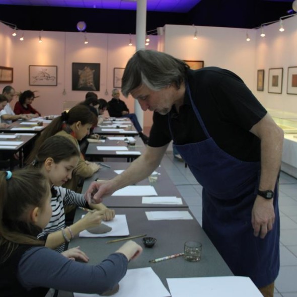 A master class on ceramic calligraphy by Sergey Shikhachevsky