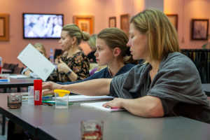 Занятия детской группы Национальной школы искусства красивого письма Занятия детской группы Национальной школы искусства красивого письма