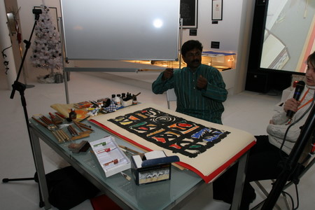 Manohar Desai gave his first master class at the exhibition