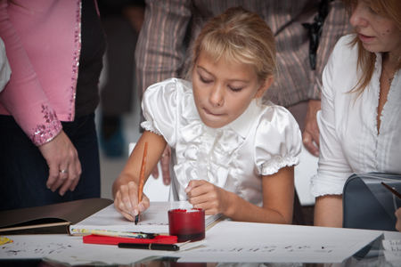 37 000 посетителей за три дня — рекорд III Международной выставки каллиграфии в Великом Новгороде
