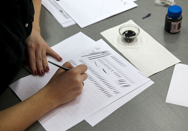 “Pointed Pen” intensive course in the Contemporary Museum of calligraphy