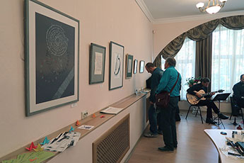 21 сентября в библиотеке им. В. В. Розанова в Сергиевом Посаде состоялась первая выставка каллиграфии «Буквально»