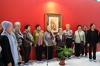 Charity tour in the museum