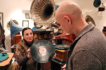Visiting the Museum of Gramophones and Phonographs
