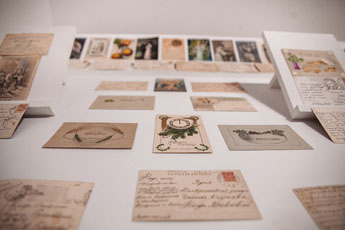 Выставка новогодних открыток в Современном музее каллиграфии продлевается! 