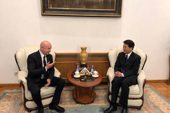 Директор Современного музея каллиграфии Алексей Шабуров провел встречу с послом КНР в РФ Ли Хуэем