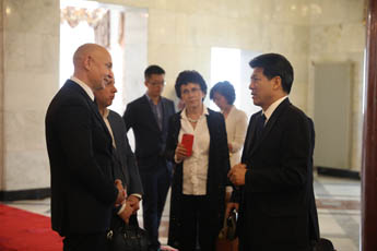 Director of Contemporary Museum of Calligraphy Alexey Shaburov met with Ambassador of China to Russia Li Hui