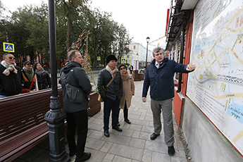Участники выставки «Великая китайская каллиграфия и живопись» побывали в частных музеях Сергиева Посада и Владимирской области 