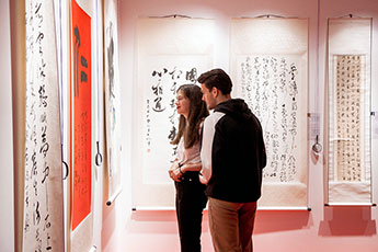 “伟大的中国书法与国画”展览在索科利尼基开幕