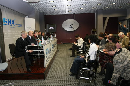 Пресс-конференция, посвящённая открытию Международной выставки каллиграфии